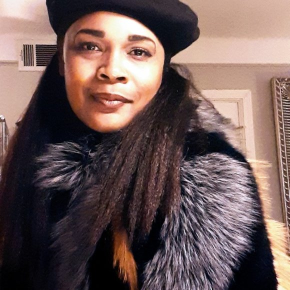 Meet your Posher, Natalie - Picture 1 of 1